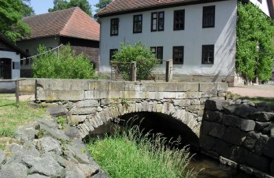 Bruchstein-Bogenbrcke ber die Schmalkalde