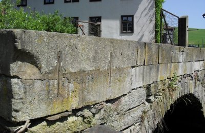 Bruchstein-Bogenbrcke ber die Schmalkalde